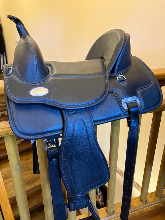 14.5" Hilason Treeless Western Saddle - Pre-Owned