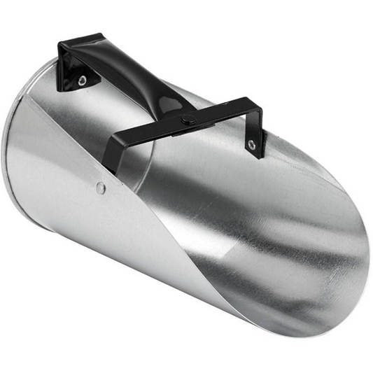 FARM-TUFF 2qt Galvanized Feed Scoop