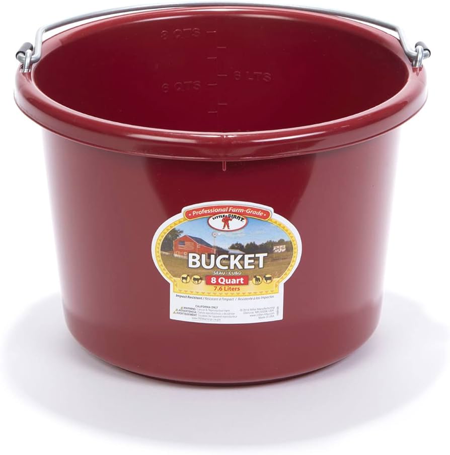 LITTLE GIANT Plastic Bucket 8qt